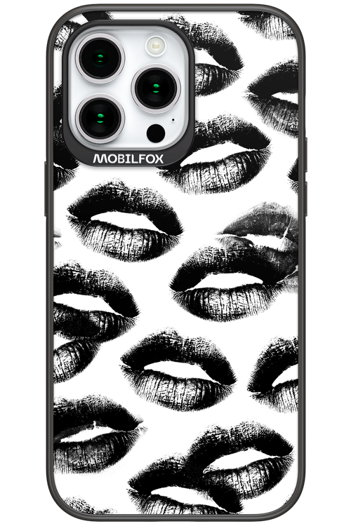 Ghost Kiss - Apple iPhone 15 Pro Max