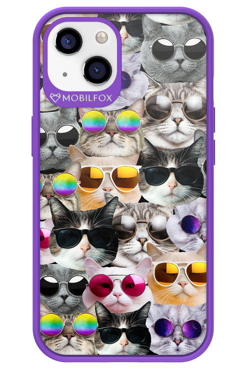 Cat World - Apple iPhone 13