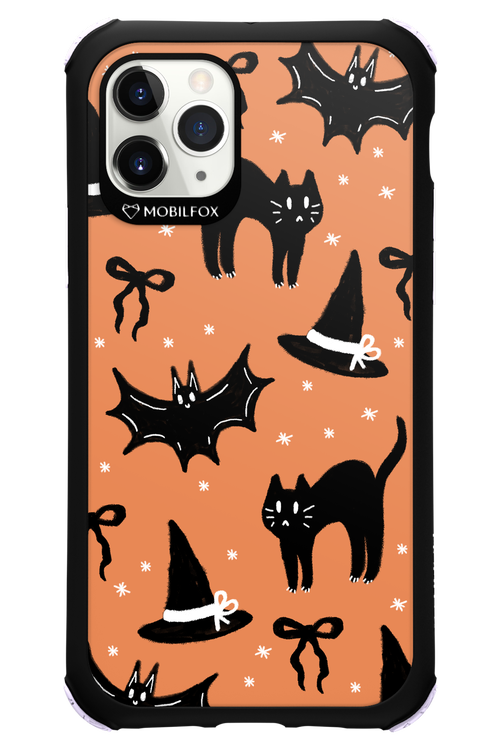 Cat & Bat - Apple iPhone 11 Pro