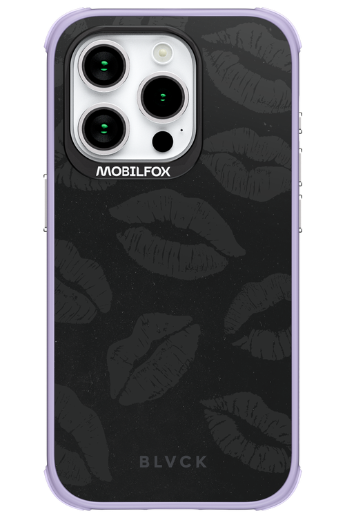 Dark Lips - Apple iPhone 15 Pro