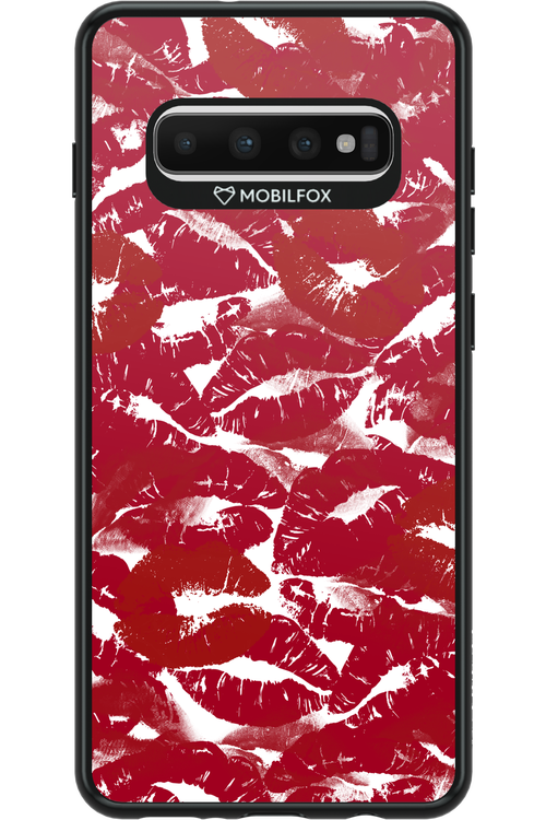 Burgundy and Kiss 2.0 - Samsung Galaxy S10+