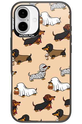 Scary Dachshund - Apple iPhone 16 Plus