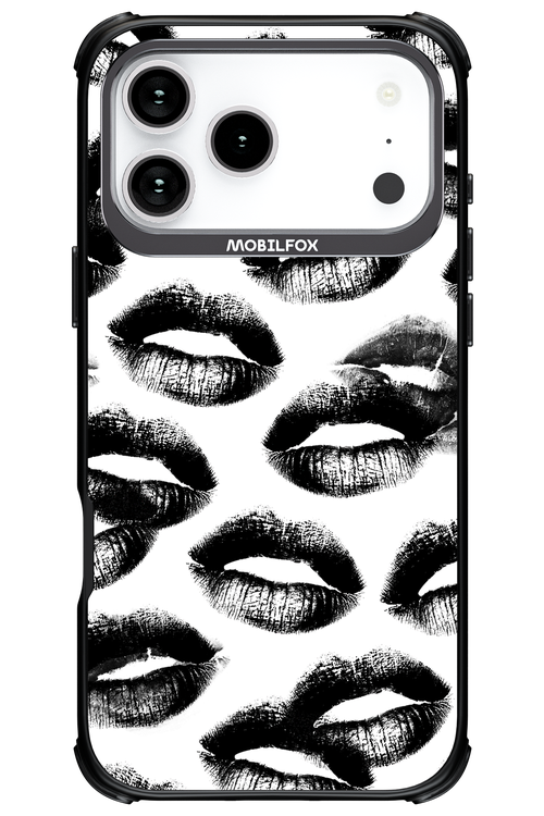 Ghost Kiss 2.0 - Apple iPhone 17 Pro Max
