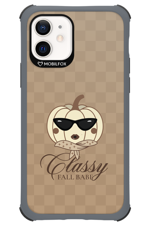 Fall Babe - Apple iPhone 12