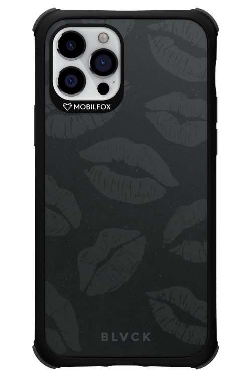 Dark Lips - Apple iPhone 12 Pro
