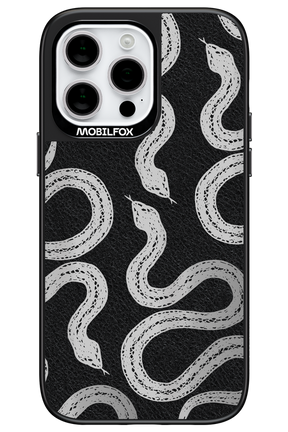 Moon Snakes Leather 2.0 - Apple iPhone 14 Pro Max