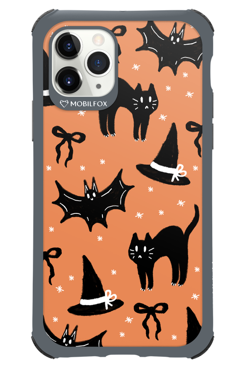 Cat & Bat - Apple iPhone 11 Pro