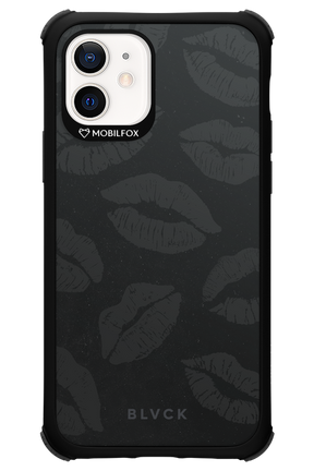 Dark Lips - Apple iPhone 12