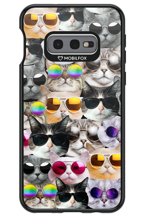 Cat World - Samsung Galaxy S10e