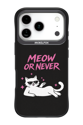 MEOW OR NEVER 2.0 - Apple iPhone 17 Pro