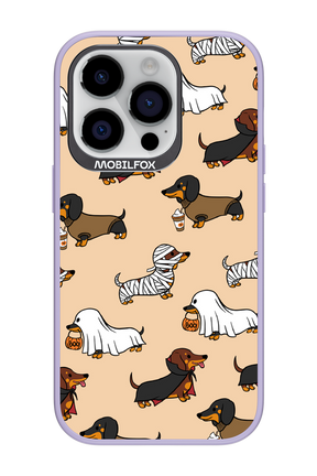 Scary Dachshund - Apple iPhone 14 Pro