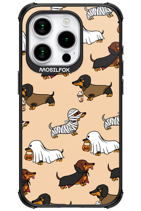 Scary Dachshund - Apple iPhone 15 Pro
