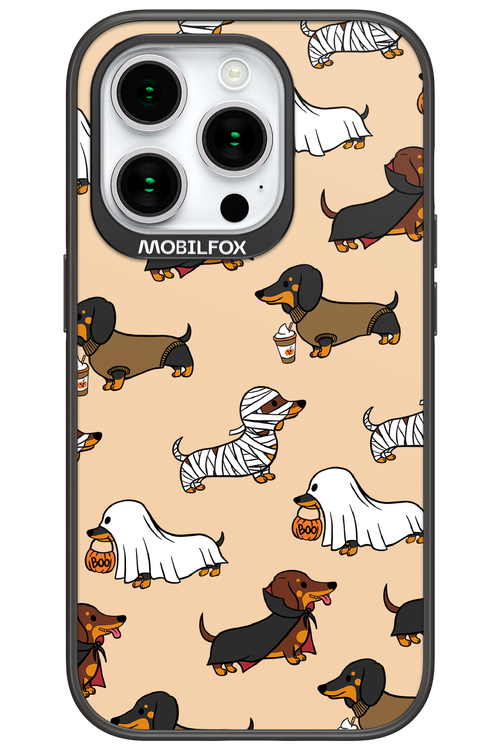 Scary Dachshund - Apple iPhone 15 Pro