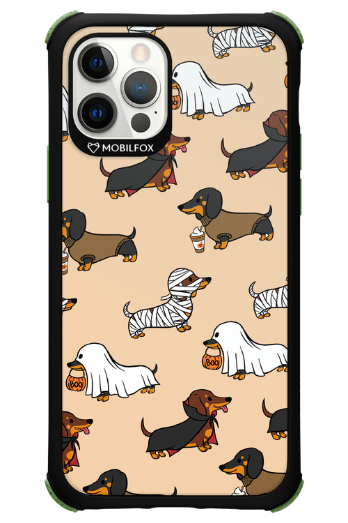 Scary Dachshund - Apple iPhone 12 Pro