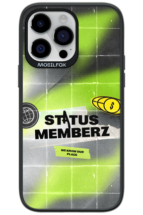 Status Memberz - Apple iPhone 14 Pro Max