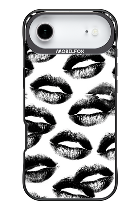 Ghost Kiss - Apple iPhone 17 Air
