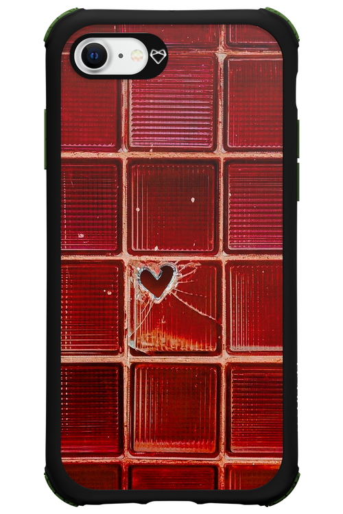 Heartbroken - Apple iPhone 7