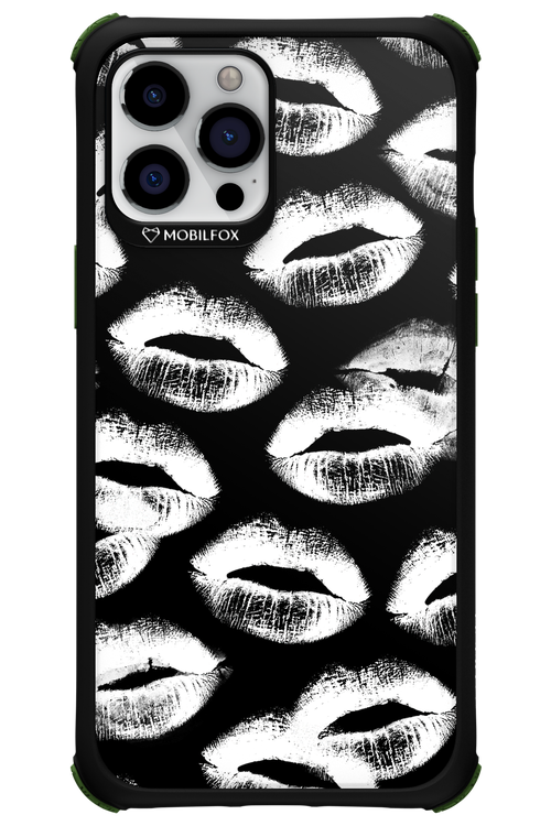 Ghost Kiss Black - Apple iPhone 12 Pro Max