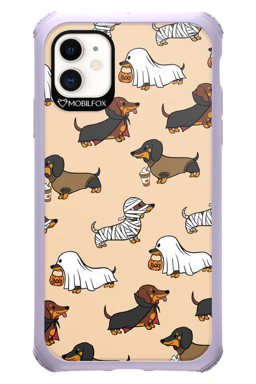 Scary Dachshund - Apple iPhone 11