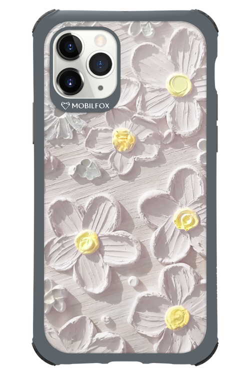 White Flowers - Apple iPhone 11 Pro