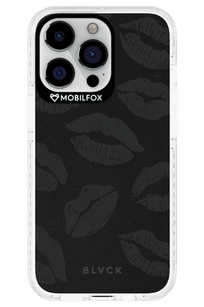 Dark Lips - Apple iPhone 13 Pro