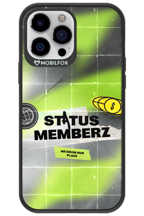Status Memberz - Apple iPhone 13 Pro Max