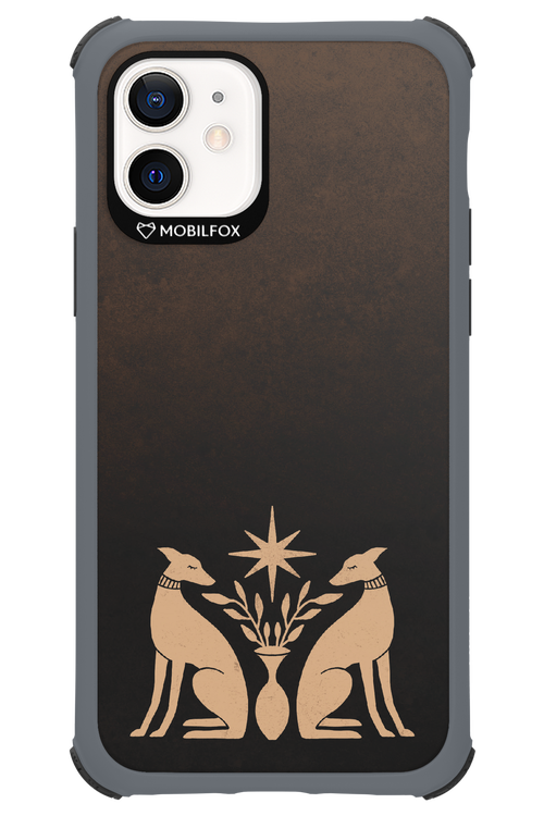 Greyhound Garden - Apple iPhone 12