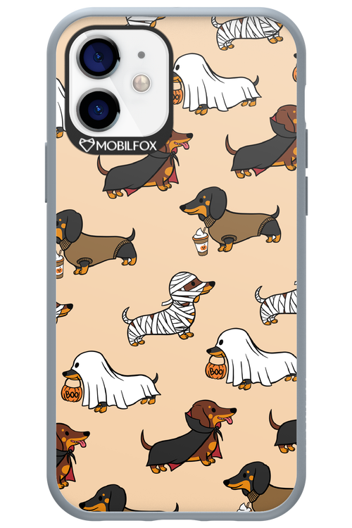 Scary Dachshund - Apple iPhone 12